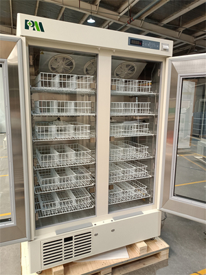 Refrigeradores do banco de sangue de uma capacidade de 658 litros para o equipamento de laboratório do hospital do armazenamento da amostra de sangue
